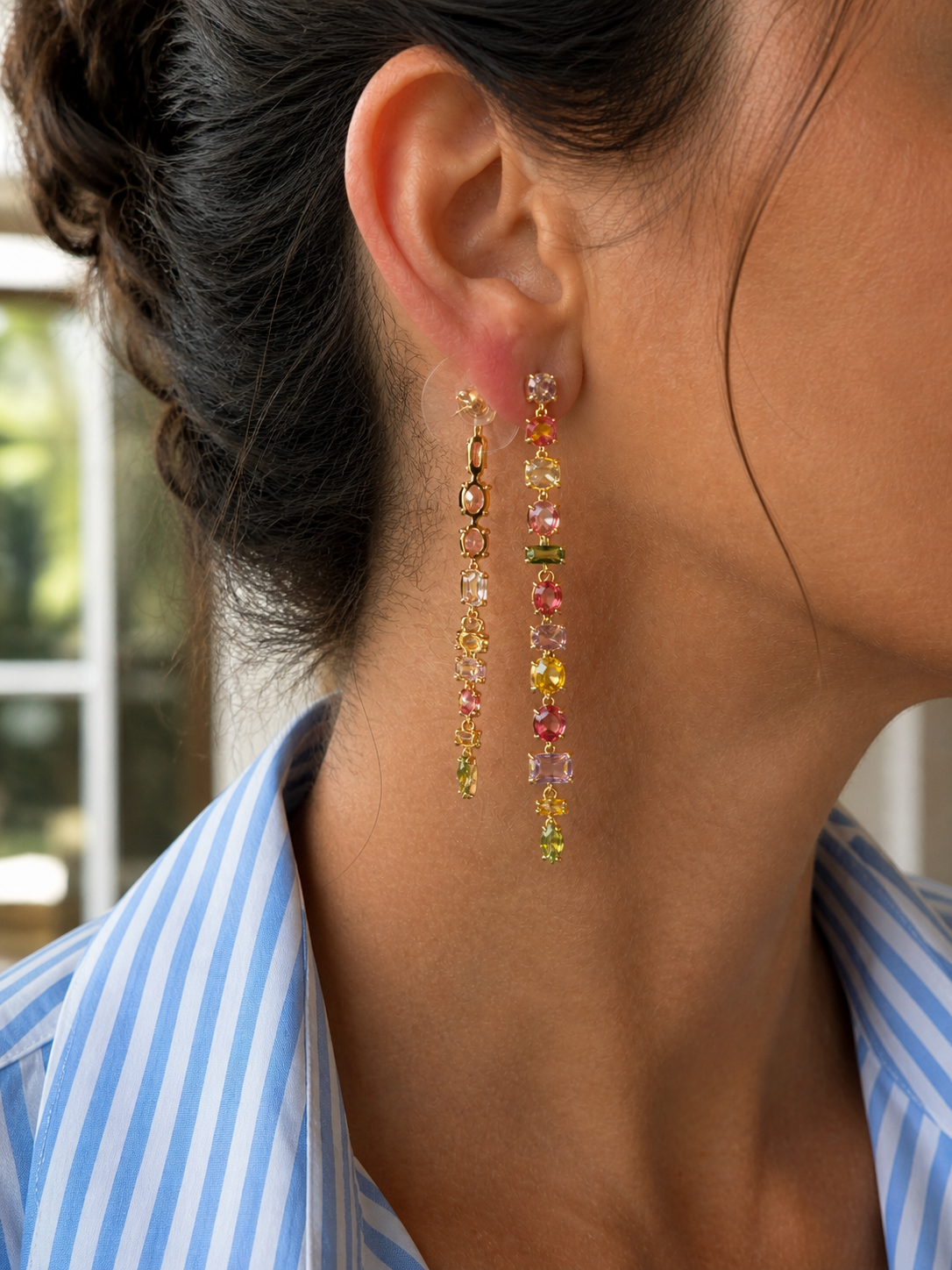 Parure Éclat Multicolore – Collier & Boucles d’oreilles dorés à l’or fin 18 carats, sertis de zircons